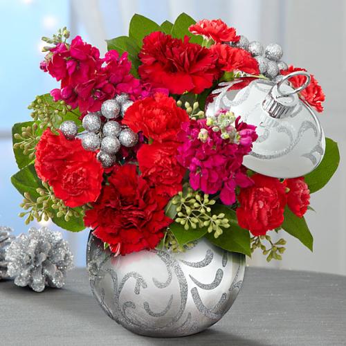 The Holiday Delights&trade; Bouquet